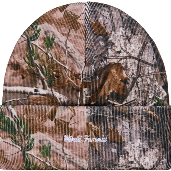 Supreme New Era Box Logo Beanie Realtree AP Camo FW25 100% Dead Stock - Picture 2 of 2